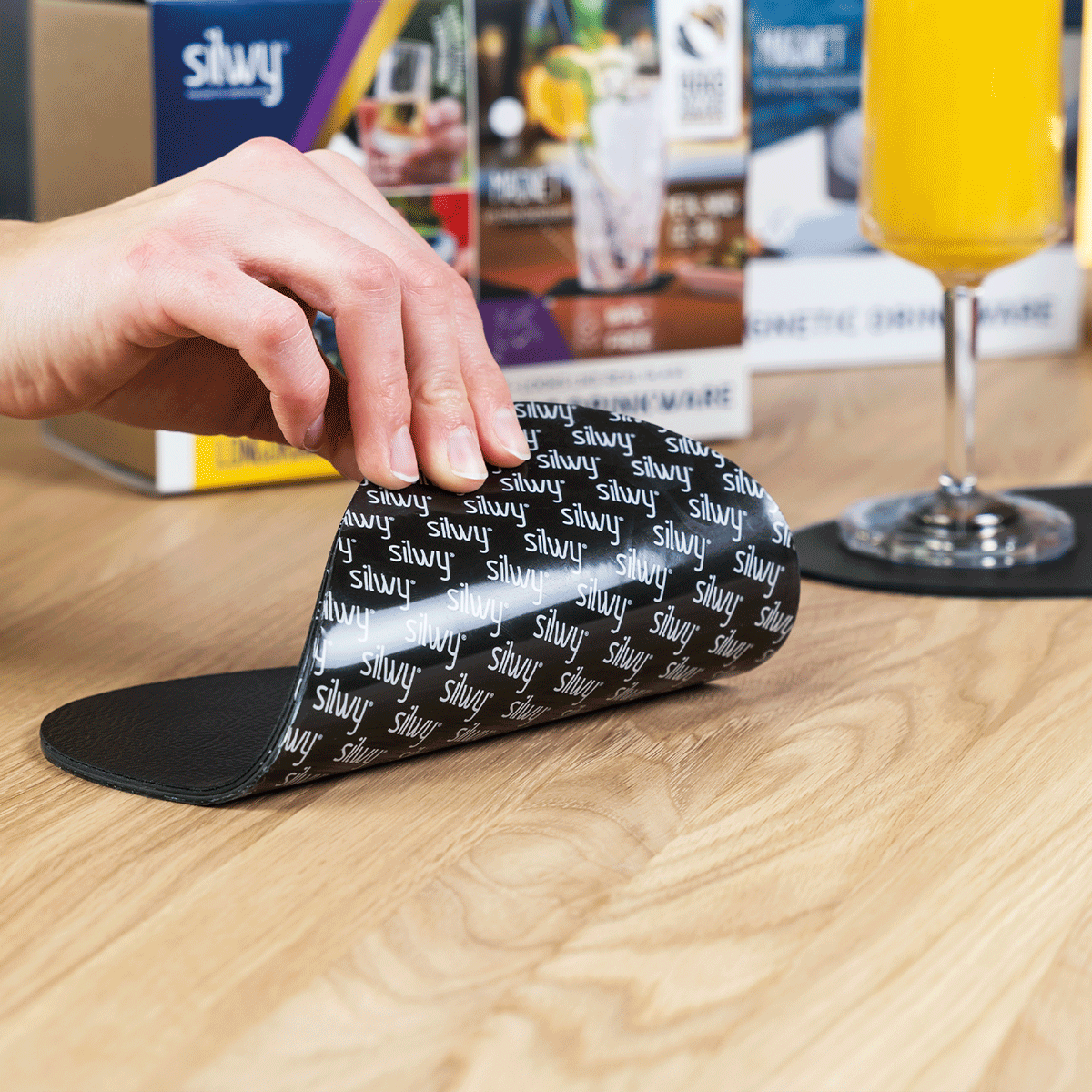 GIF on metal nano gel pads