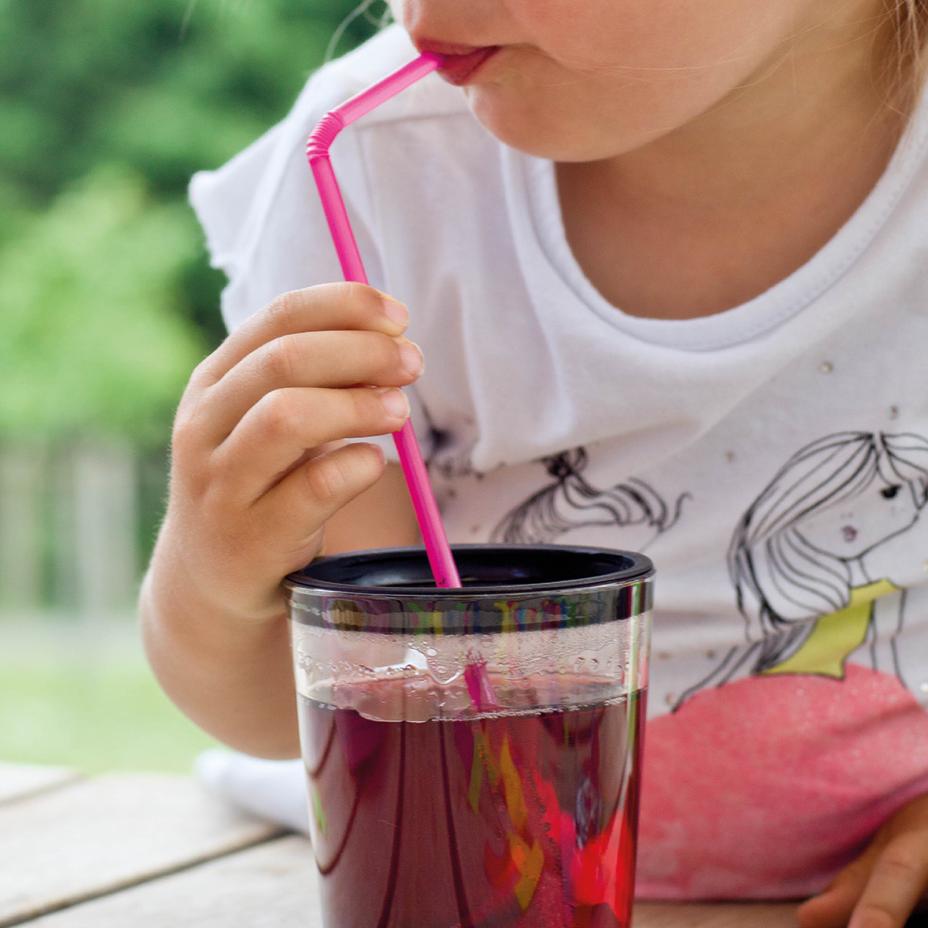 Lid with drinking straw opening - Silwy UK