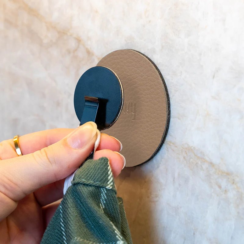 Magnet Hook CLEVER BLACK with Pad BEIGE - Silwy UK
