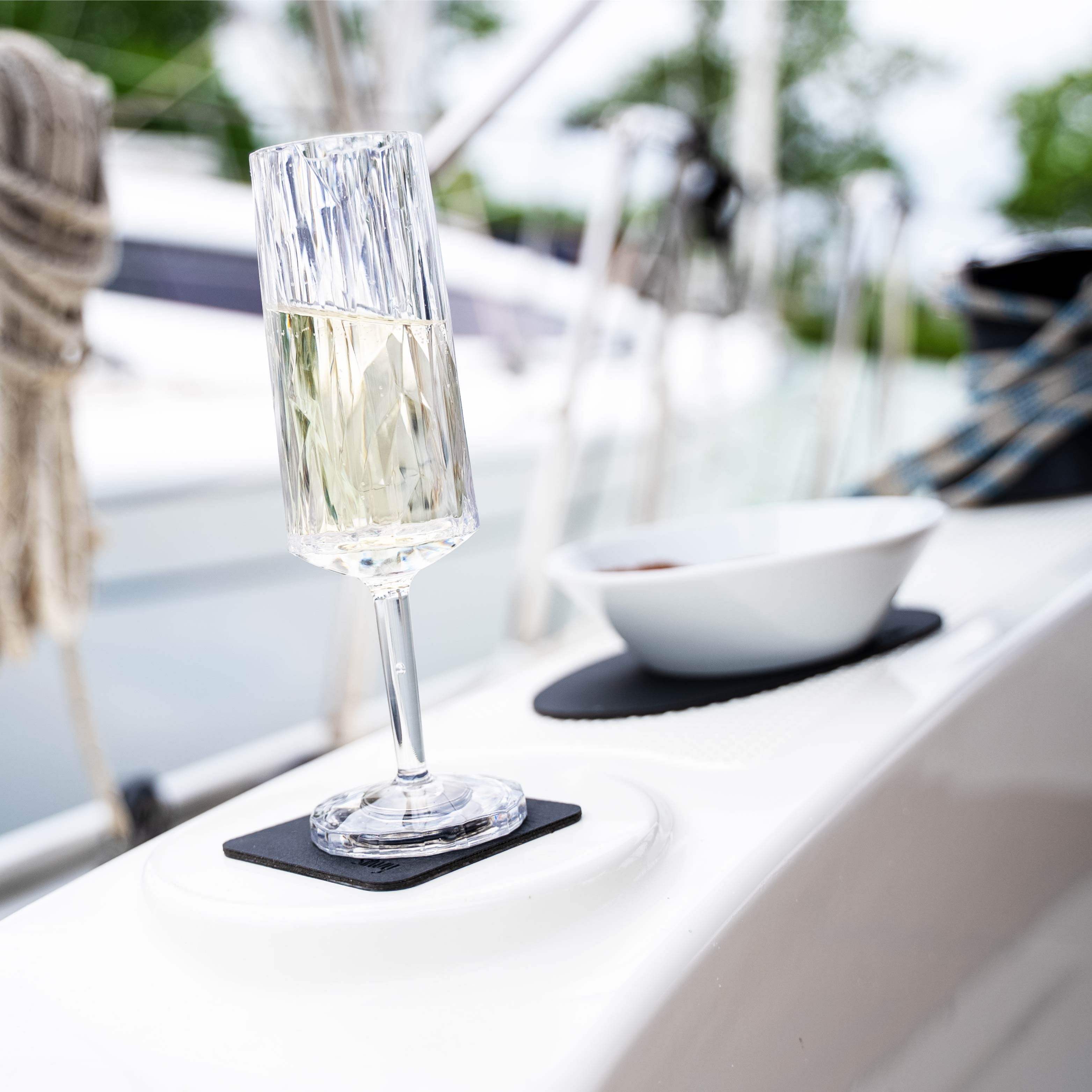 Magnetic plastic glasses SPARKLING WINE - Silwy UK