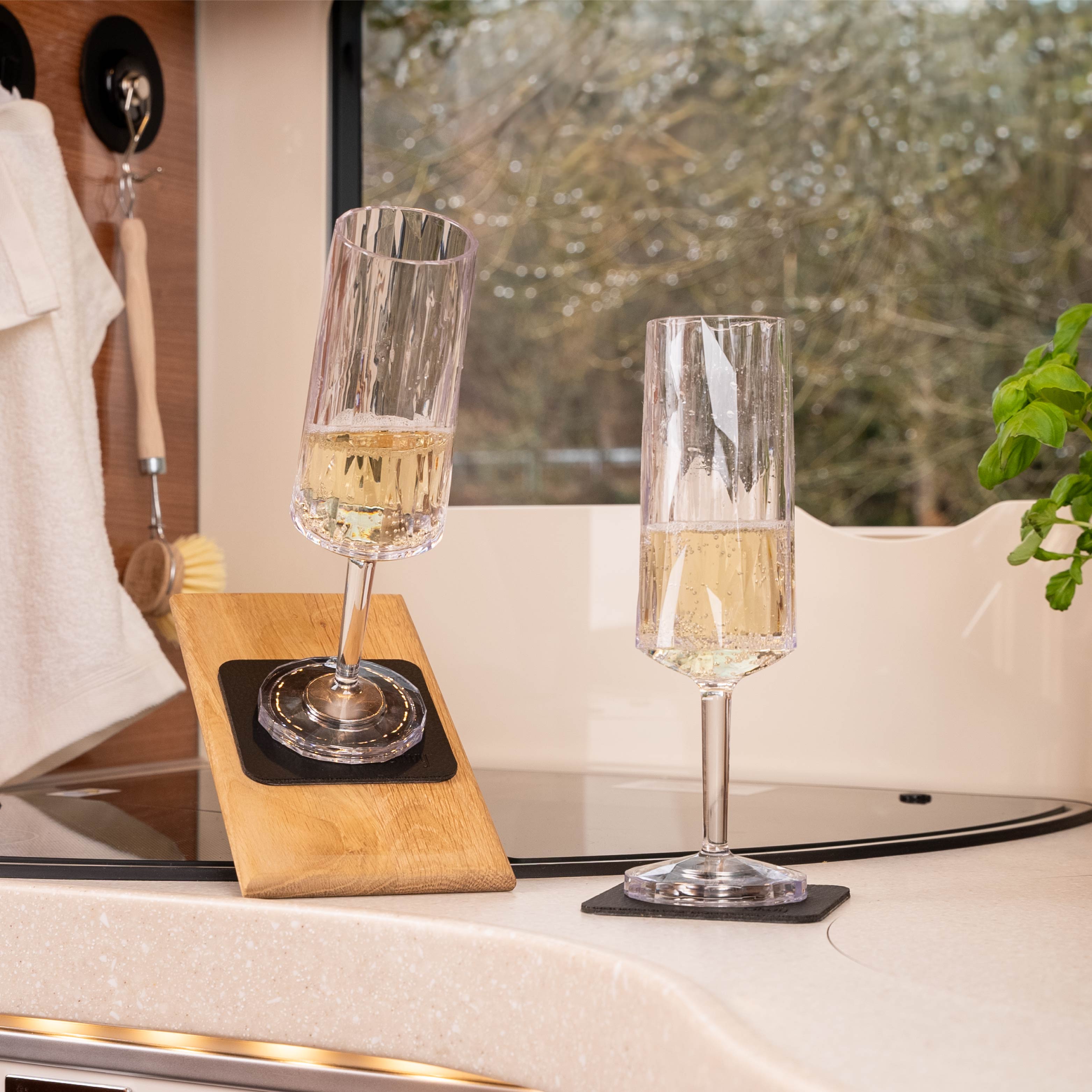 Magnetic plastic glasses SPARKLING WINE - Silwy UK