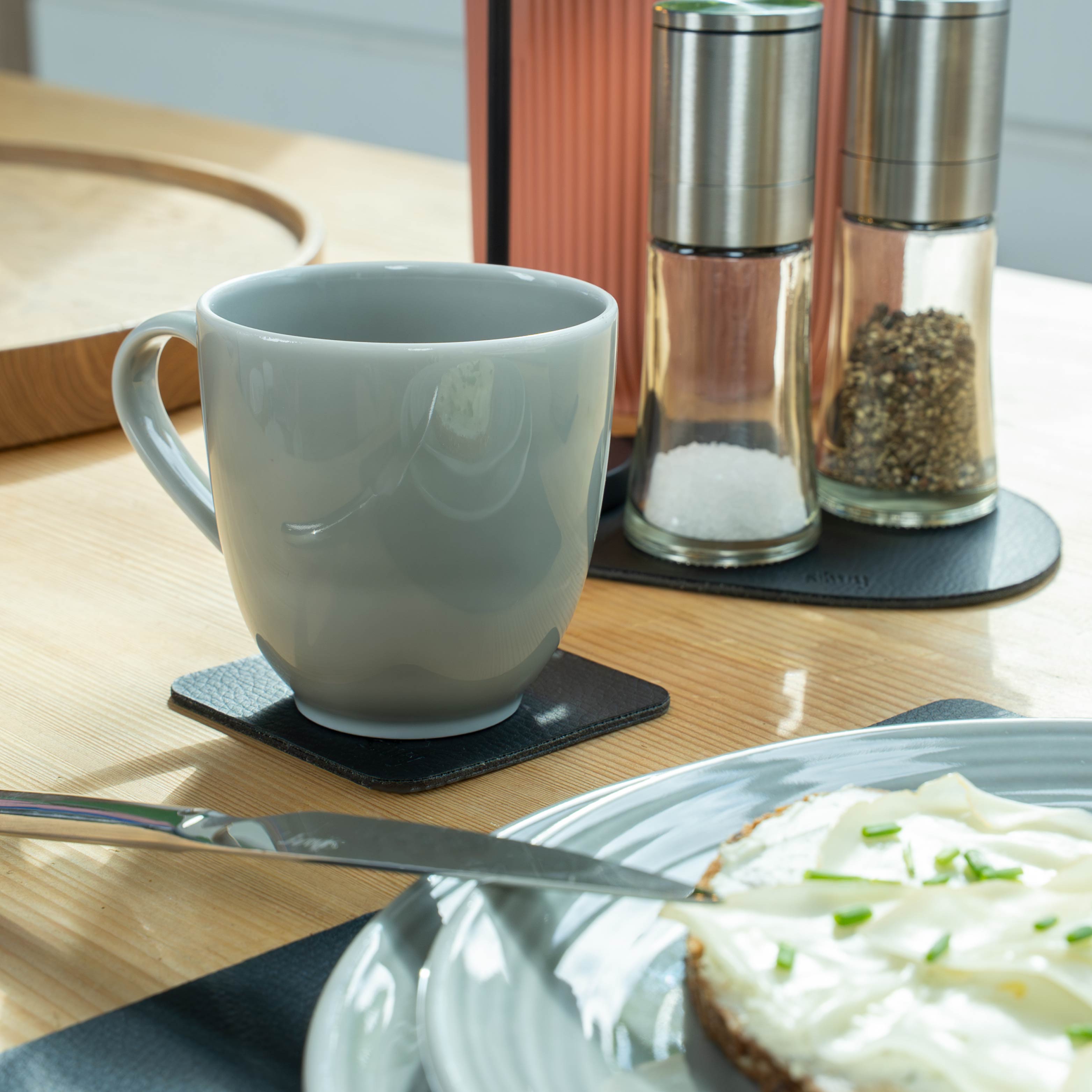 Magnetic Porcelain Cups - Silwy UK