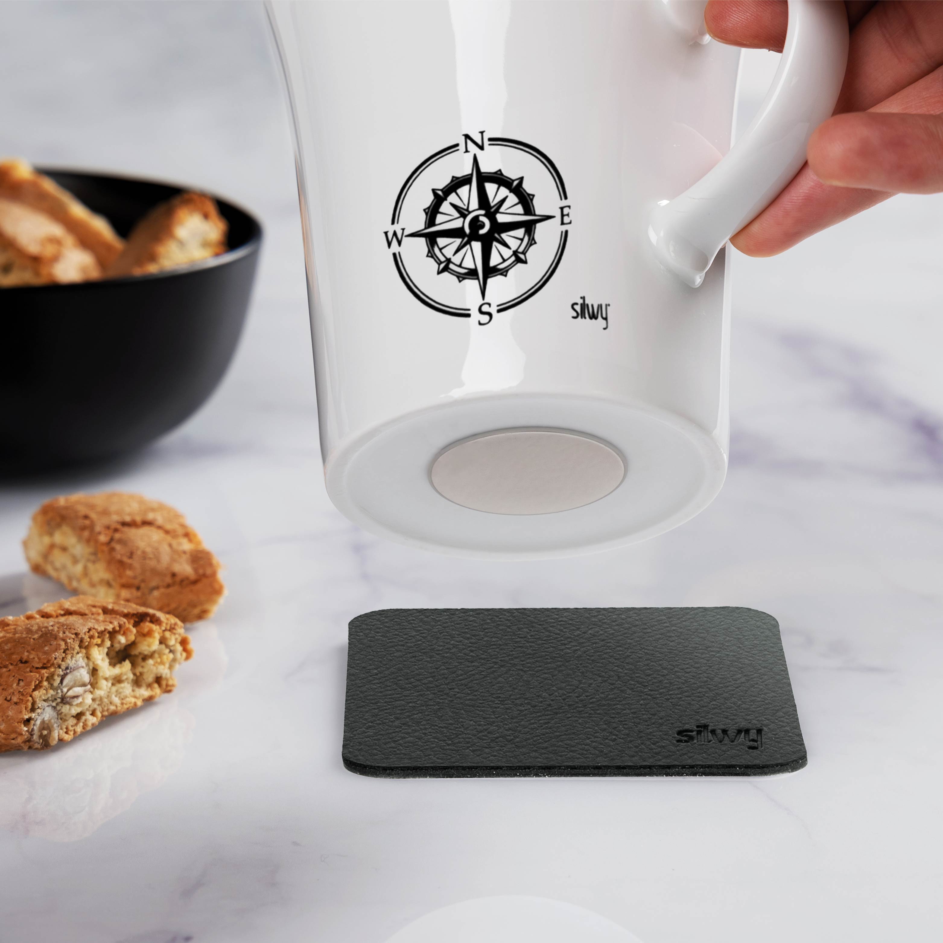 Magnetic porcelain mugs TRAVEL LUST - Silwy UK