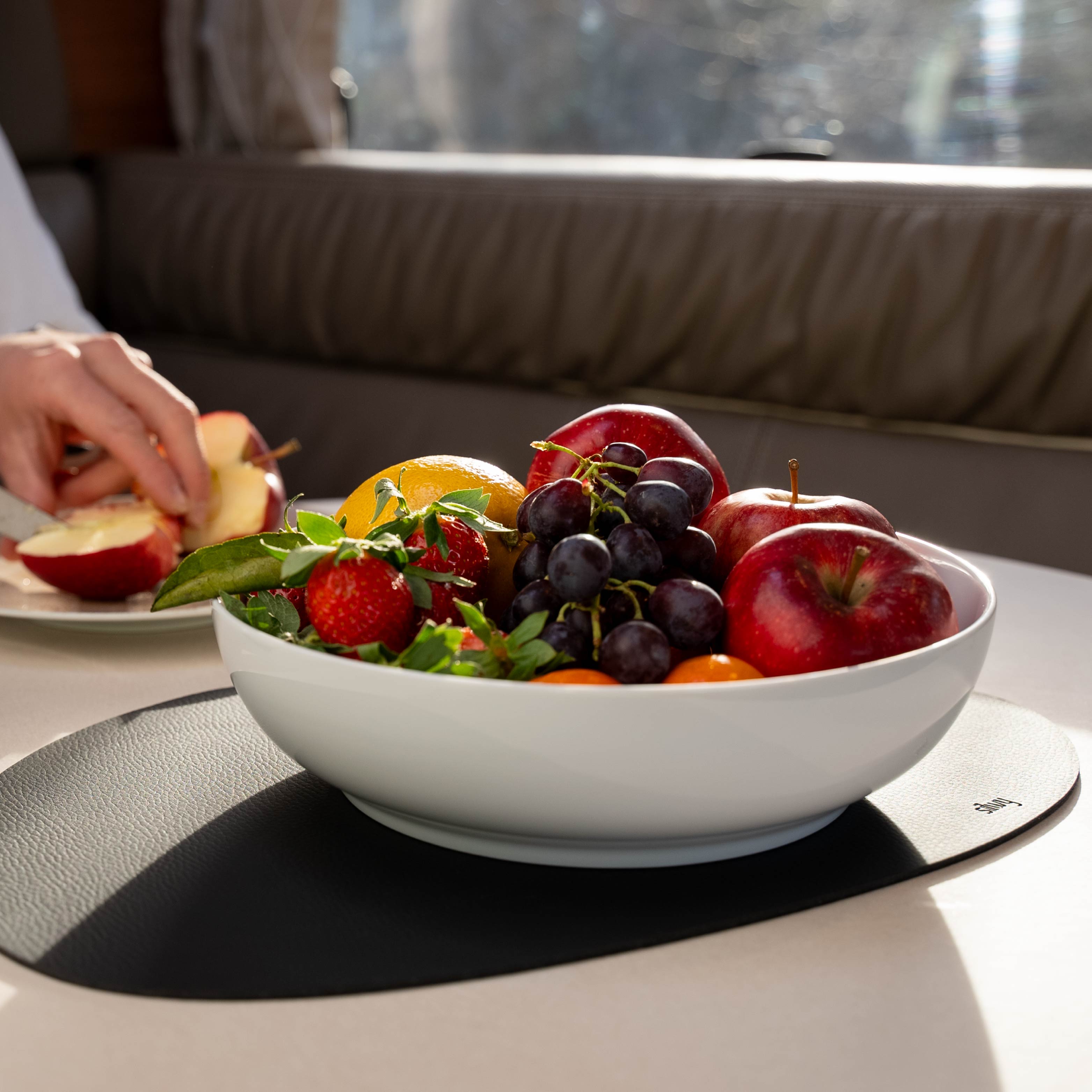 Metal nano gel placemat LARGE BLACK - Silwy UK