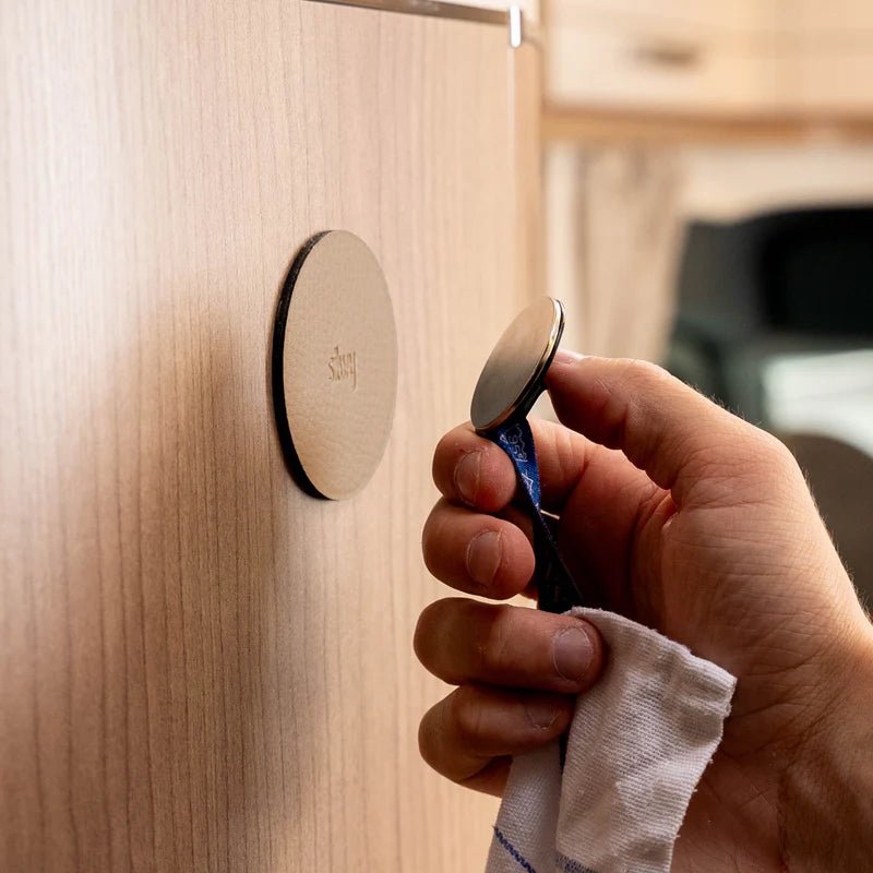 Magnet Hook CLEVER BLACK with Pad BEIGE - Silwy UK