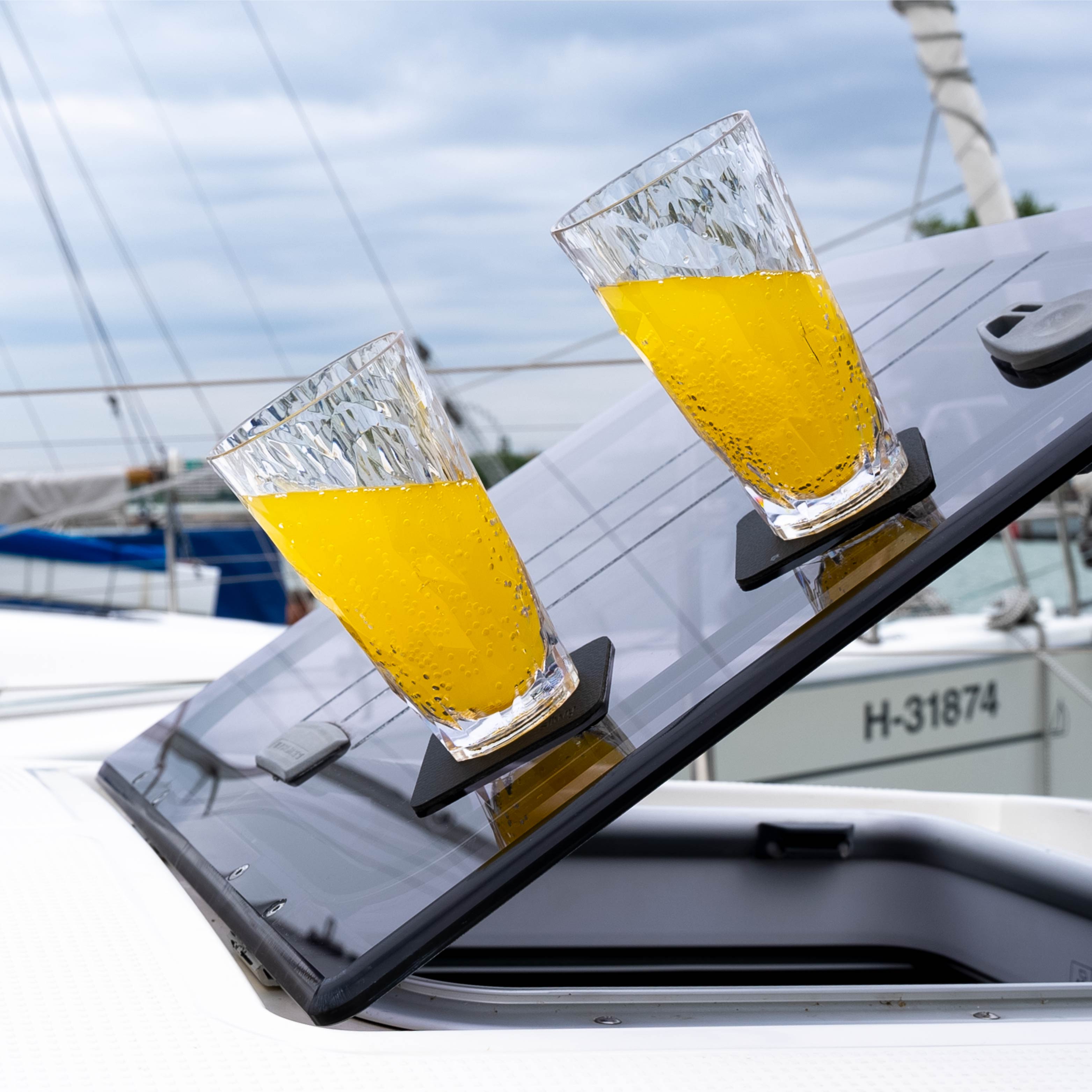 Magnetic plastic glasses LONGDRINK - Silwy UK