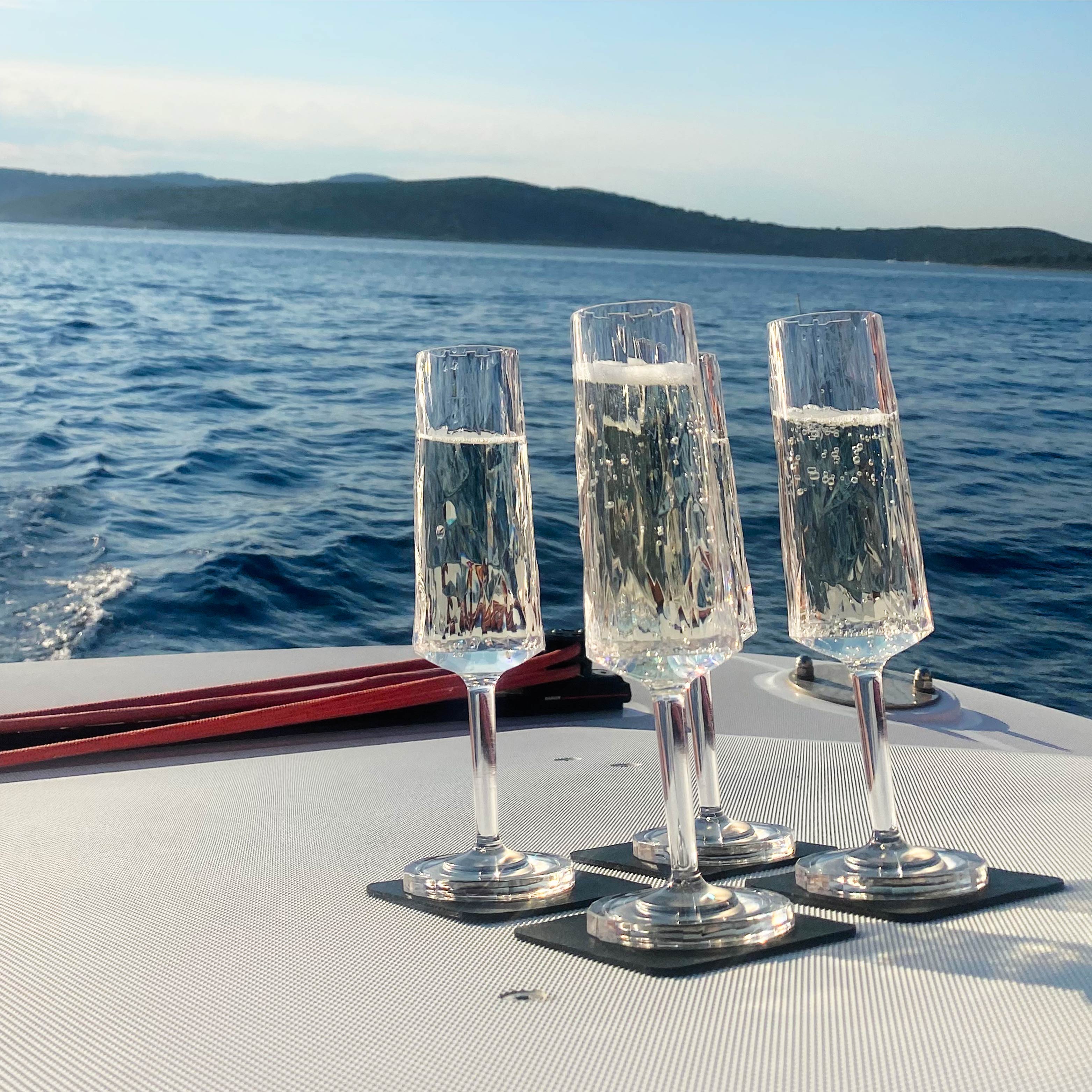 Magnetic plastic glasses SPARKLING WINE - Silwy UK