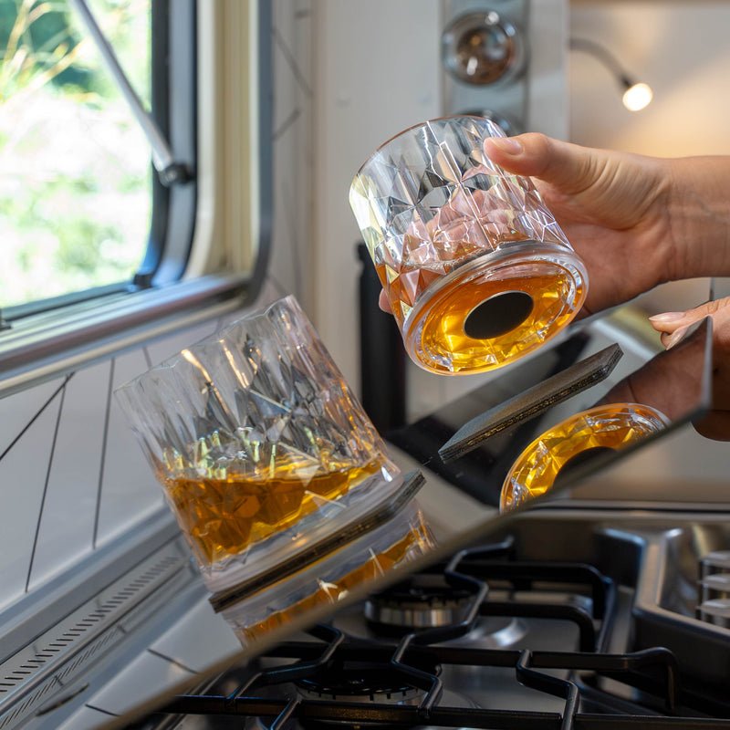 Magnetic Plastic Glasses TUMBLER CLEAR - COMING SOON - Silwy UK