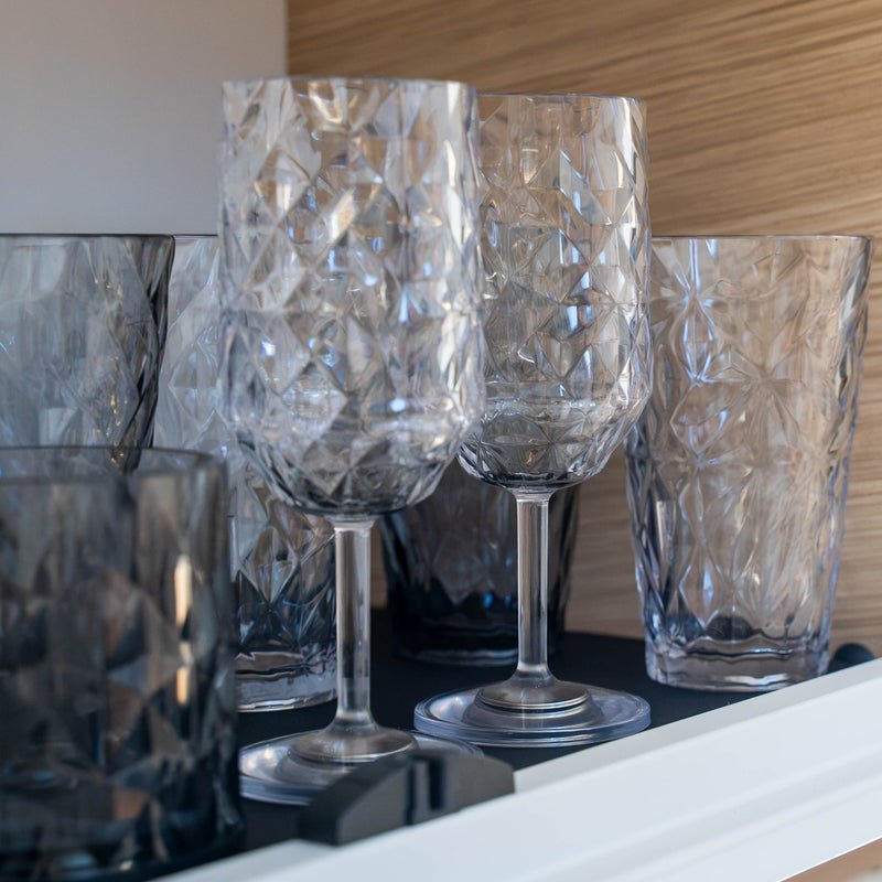 Magnetic Plastic Glasses WINE CLEAR PRISMA - COMING SOON - Silwy UK