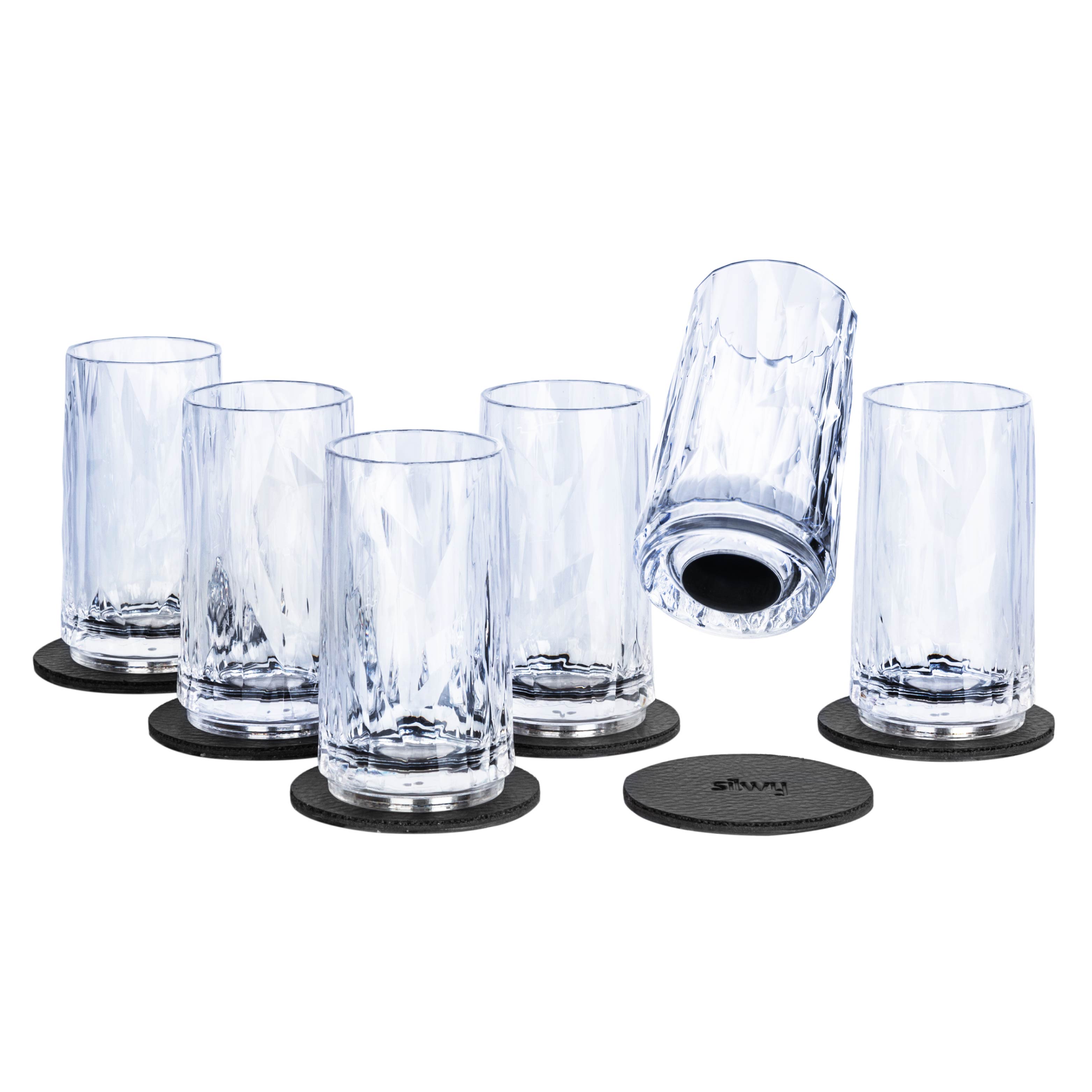 Magnetic plastic shot glasses - Silwy UK