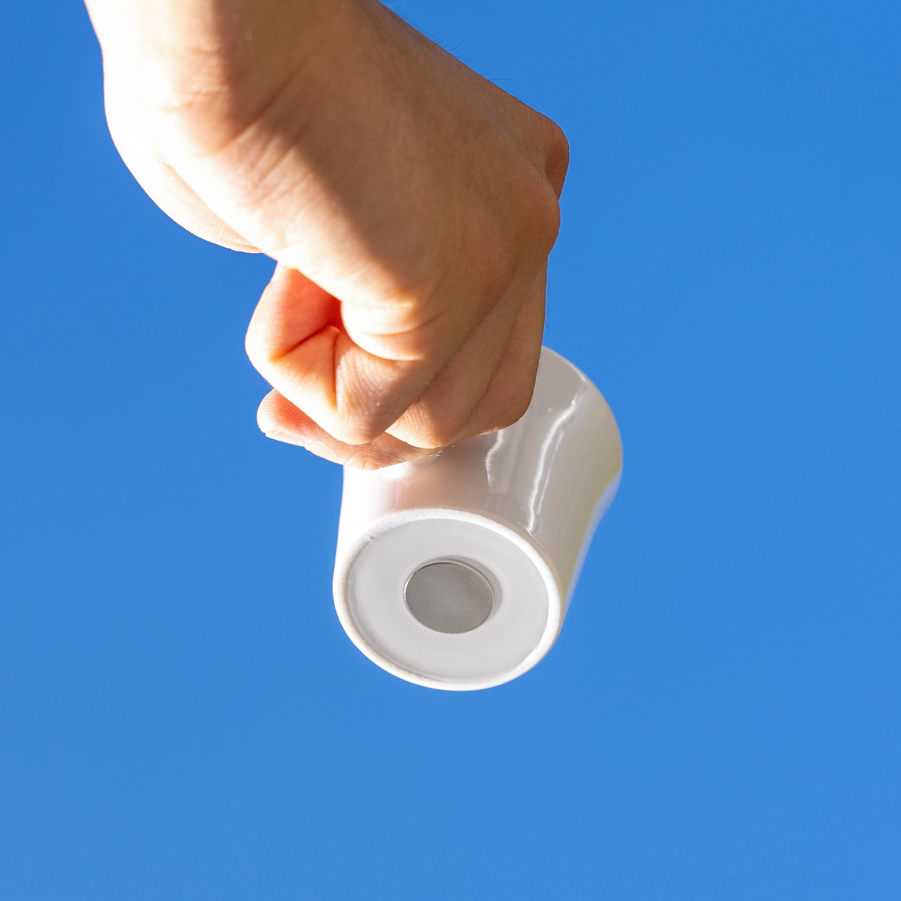 Magnetic porcelain espresso cups - Silwy UK