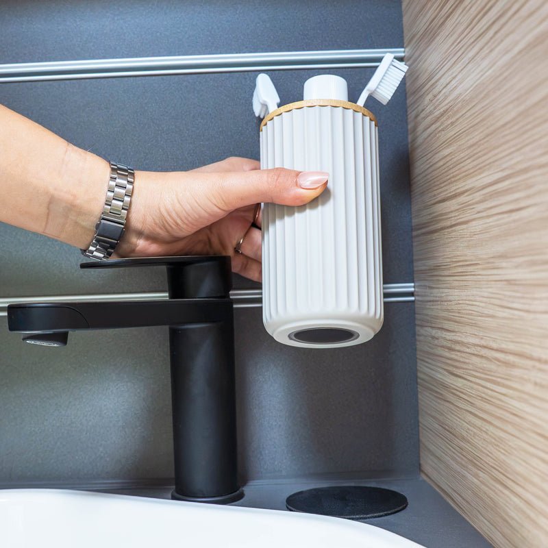 Magnetic soap dispenser and magnetic toothbrush cup including pads - COMING SOON - Silwy UK